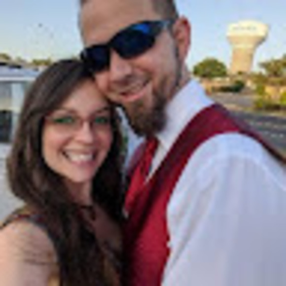 Meet your Posher, Abby - Picture 1 of 1